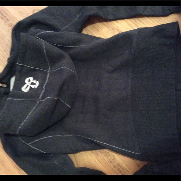 Size small TNA zip up hoodie - Picture 2 of 4